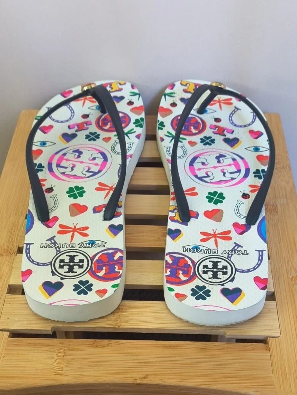 Tory Burch Lucky Charm Flip Flops Size 9.5